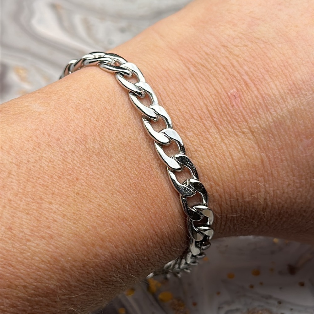 Silver Chainlink Bracelet, Men’s Women’s Jewelry